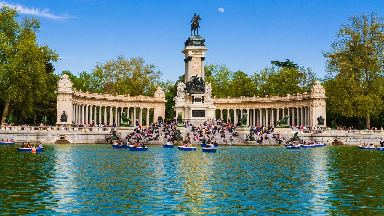 spanish-course-in-madrid-in-summer-for-all-people